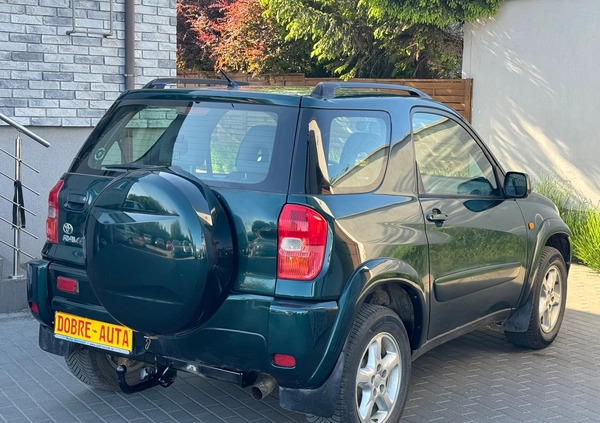 Toyota RAV4 cena 25800 przebieg: 200000, rok produkcji 2003 z Inowrocław małe 46
